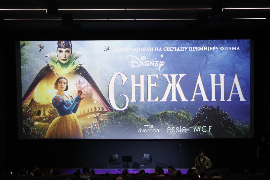 Nakon Holivuda, svečana premijera Diznijevog filma &bdquo;Snežana&ldquo; održana i kod nas