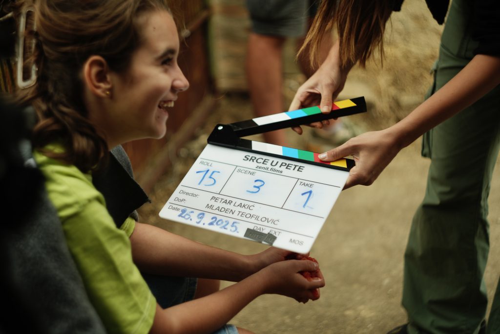 Zavr&scaron;eno snimanje kratkog igranog filma &bdquo;Srce u pete&ldquo; u režiji Petra Lakića