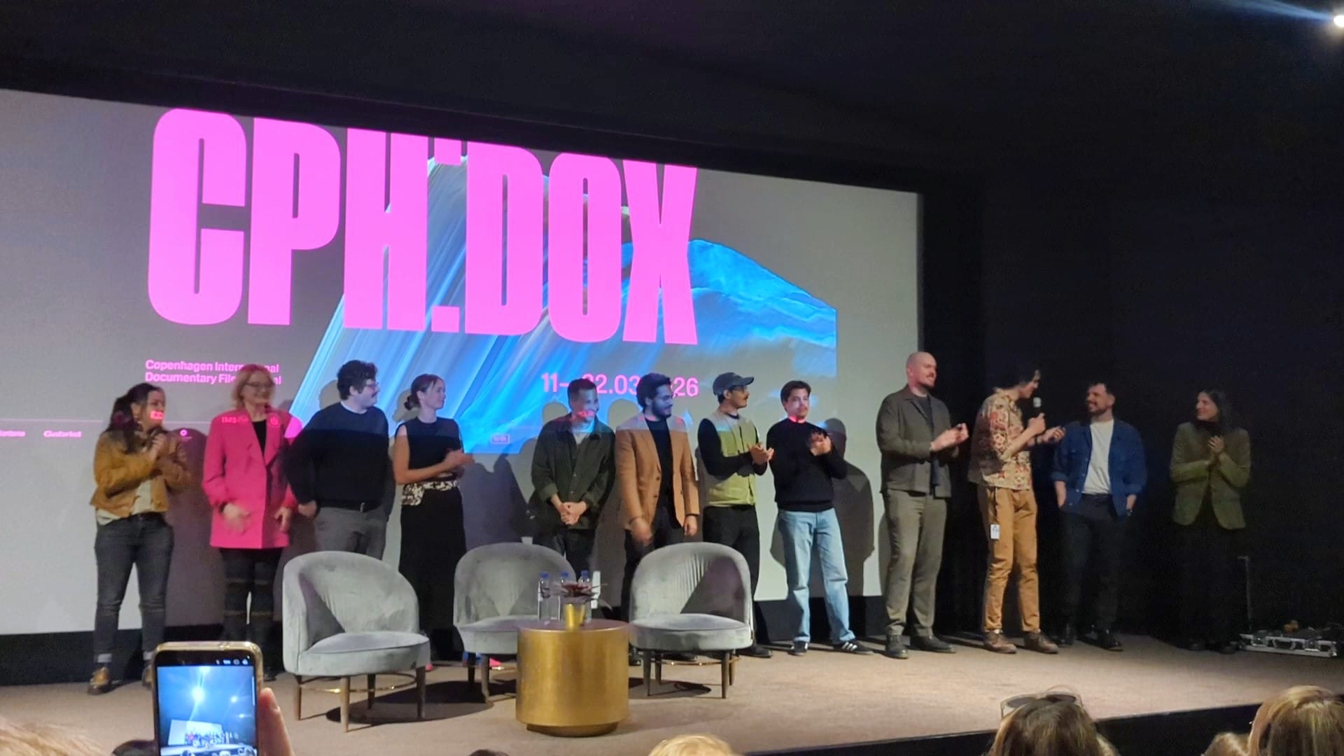 Ovacije u Kopenhagenu: Dokumentarni film „Yugo ide u Ameriku“ autora Filipa Grujićs i Alekse Borkovića oduševio publiku na CPH:DOX festivalu