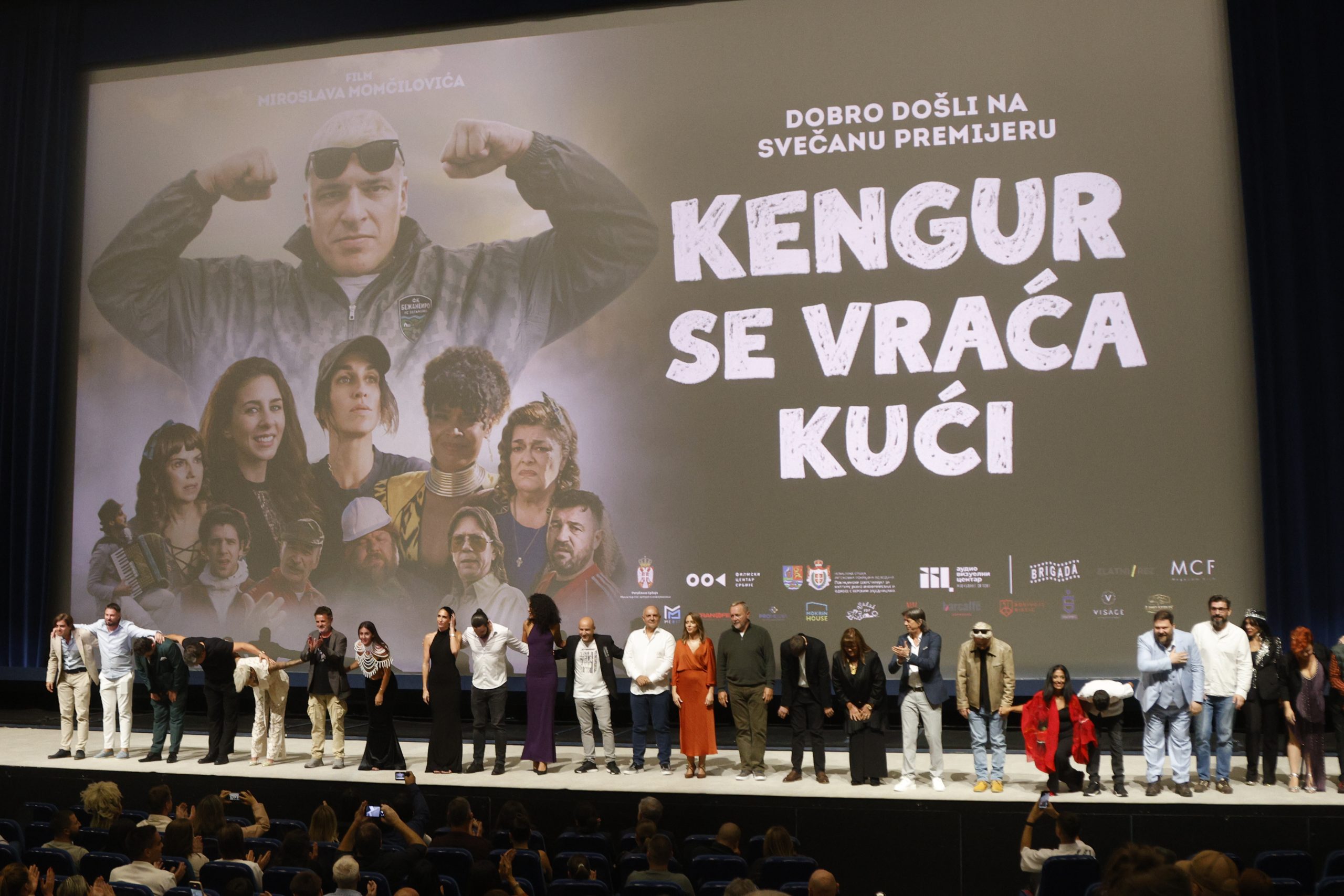Film &bdquo;Kengur se vraća kući&ldquo; Miroslava Momčilovića sinoć premijerno prikazan u beogradskom Sava Centru
